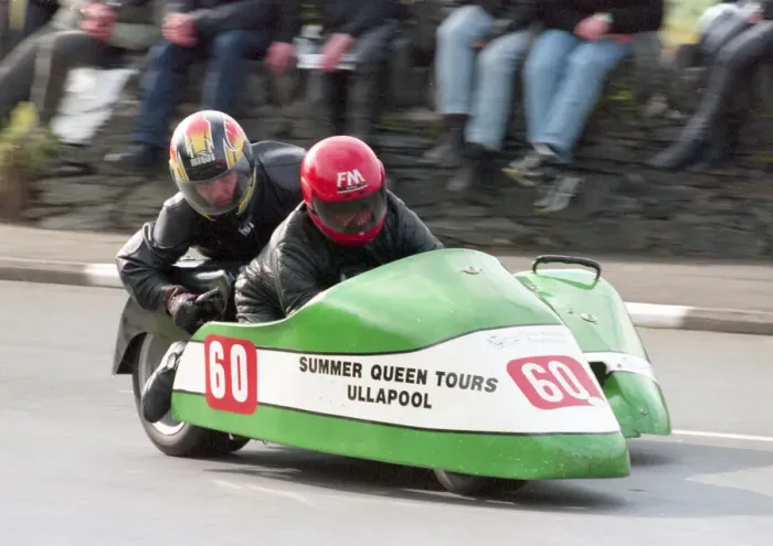 Framed Print : David Stone & Owen Dyke (Yamaha) 2000 Sidecar TT Framed Print : David Stone & Owen Dyke (Yamaha) 2000 Sidecar TT