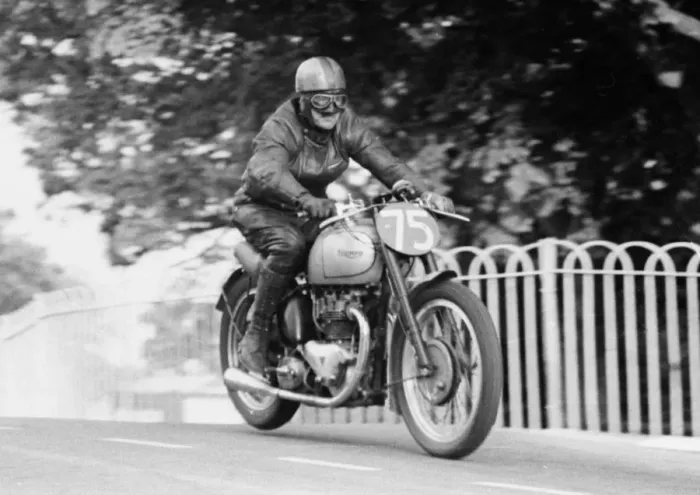 Framed Print : David Whitworth (Triumph) 1950 Senior TT