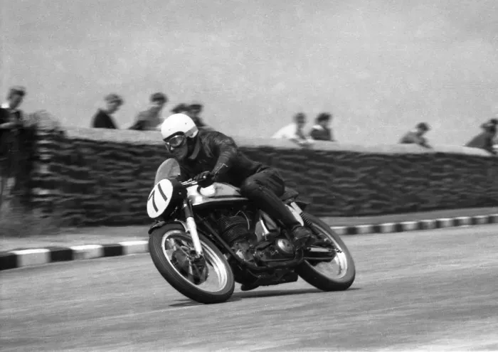 Framed Print : David Wildman (Norton) 1960 Senior TT Framed Print : David Wildman (Norton) 1960 Senior TT