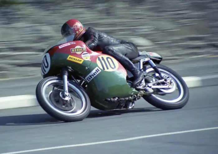 Framed Print : David Williams (Cowles Matchless) 1973 Senior Manx Grand Prix Framed Print : David Williams (Cowles Matchless) 1973 Senior Manx Grand Prix