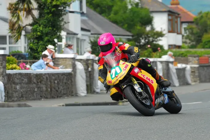 Framed Print : Davy Morgan (CMS Kawasaki) 2014 Southern 100 Framed Print : Davy Morgan (CMS Kawasaki) 2014 Southern 100