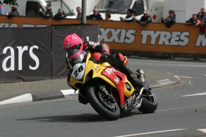 Framed Print : Davy Morgan (Suzuki) 2010 Senior TT Framed Print : Davy Morgan (Suzuki) 2010 Senior TT