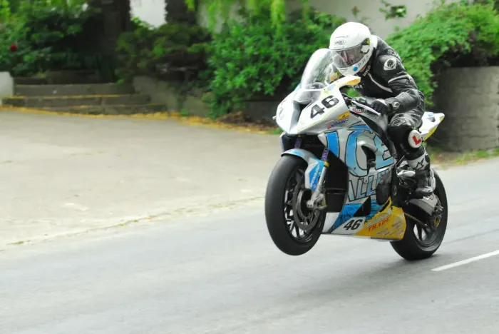 Framed Print : Dean Harrison (BMW) 2012 Superbike TT Framed Print : Dean Harrison (BMW) 2012 Superbike TT