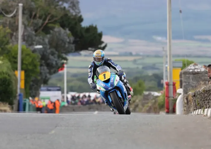 Framed Print : Dean Harrison (Kawasaki) 2022 Southern 100 Framed Print : Dean Harrison (Kawasaki) 2022 Southern 100