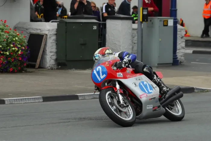 Framed Print : Dean Harrison (MV) 2015 350 Classic TT Framed Print : Dean Harrison (MV) 2015 350 Classic TT