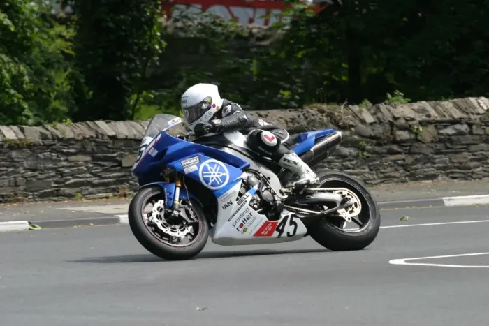 Framed Print : Dean Harrison (Yamaha) 2011 Superbike TT Framed Print : Dean Harrison (Yamaha) 2011 Superbike TT