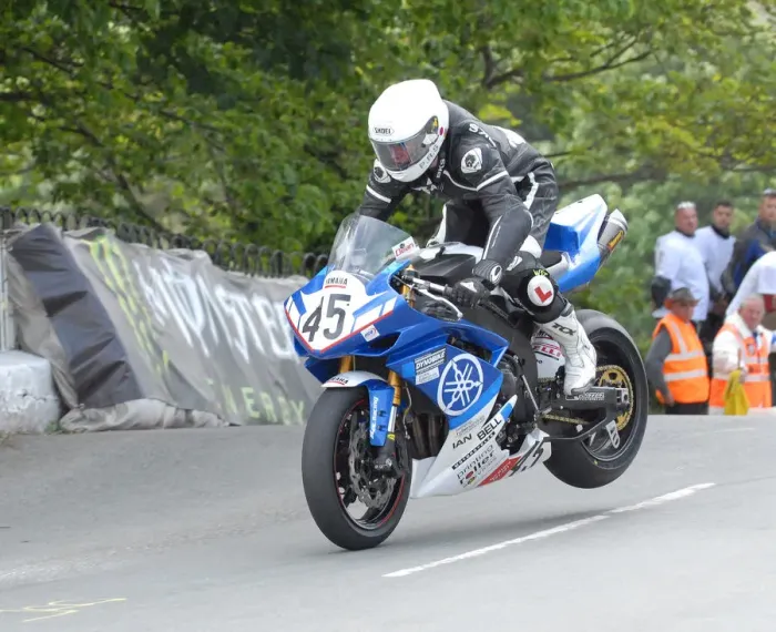 Framed Print : Dean Harrison (Yamaha) 2011 Superbike TT