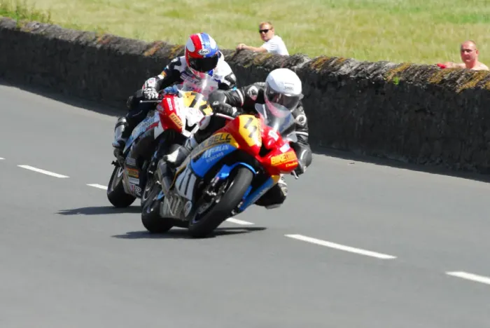Framed Print : Dean Harrison (Yamaha) 2012 Southern 100 Framed Print : Dean Harrison (Yamaha) 2012 Southern 100