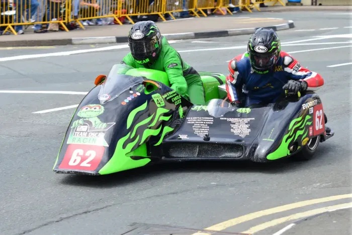 Framed Print : Debbie Barron & Karl Schofield (Oscar) 2013 Sidecar TT Framed Print : Debbie Barron & Karl Schofield (Oscar) 2013 Sidecar TT