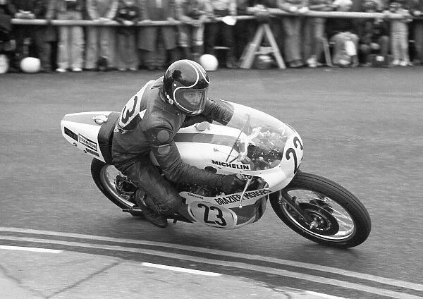 Denis Casement (Yamaha) 1977 Senior TT