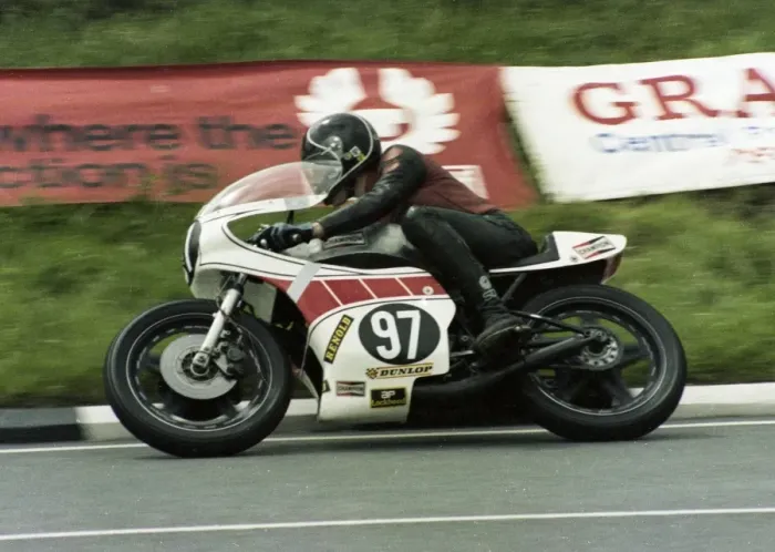 Framed Print : Denis Casement (Yamaha) 1981 Formula 3 TT Framed Print : Denis Casement (Yamaha) 1981 Formula 3 TT