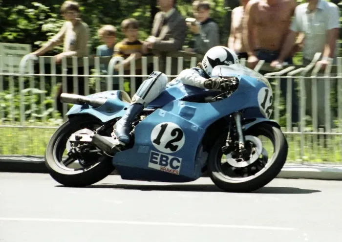 Framed Print : Denis Ireland (Suzuki) 1984 Premier Classic TT