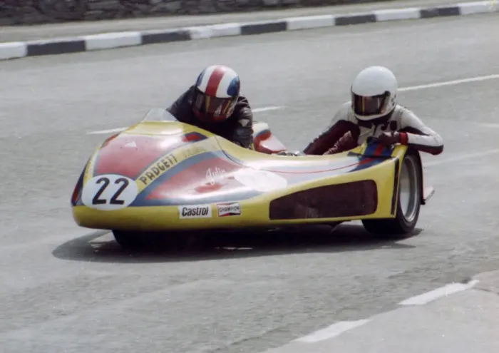 Framed Print : Dennis Bingham & Julia Bingham (Yamaha) 1980 Sidecar TT Framed Print : Dennis Bingham & Julia Bingham (Yamaha) 1980 Sidecar TT