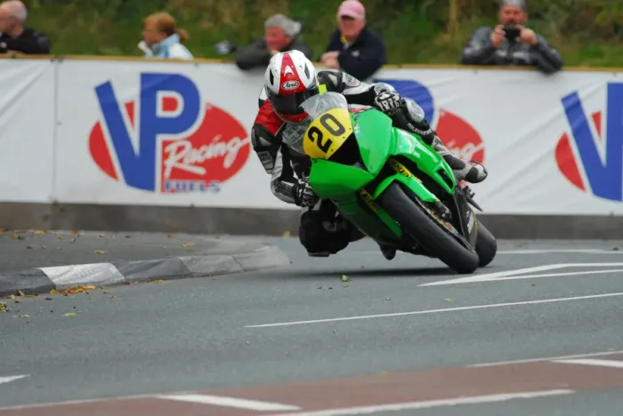 Framed Print : Dennis Booth (Kawasaki) 2015 Senior Manx Grand Prix Framed Print : Dennis Booth (Kawasaki) 2015 Senior Manx Grand Prix