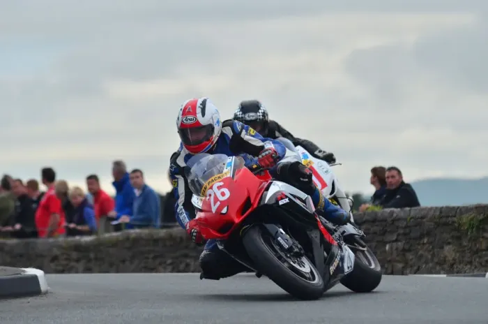 Framed Print : Dennis Booth (Suzuki) 2012 Southern 100