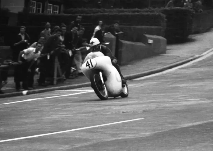 Framed Print : Dennis Fry (Norton) 1963 Junior TT Framed Print : Dennis Fry (Norton) 1963 Junior TT