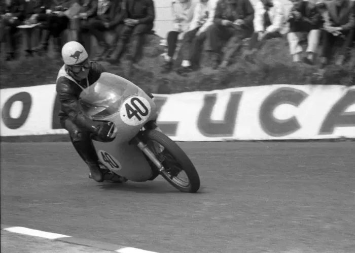 Framed Print : Dennis Fry (Norton) 1964 Senior TT Framed Print : Dennis Fry (Norton) 1964 Senior TT