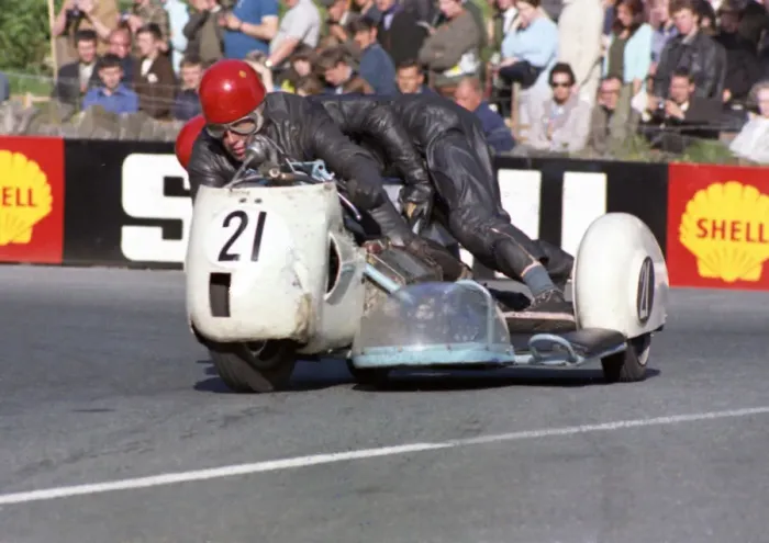 Framed Print : Dennis Keen & D Lockett (Triumph) 1968 500 Sidecar TT Framed Print : Dennis Keen & D Lockett (Triumph) 1968 500 Sidecar TT