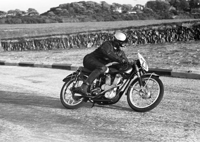 Framed Print : Dennis Lashmar (LEF) 1954 Ultra Lightweight TT