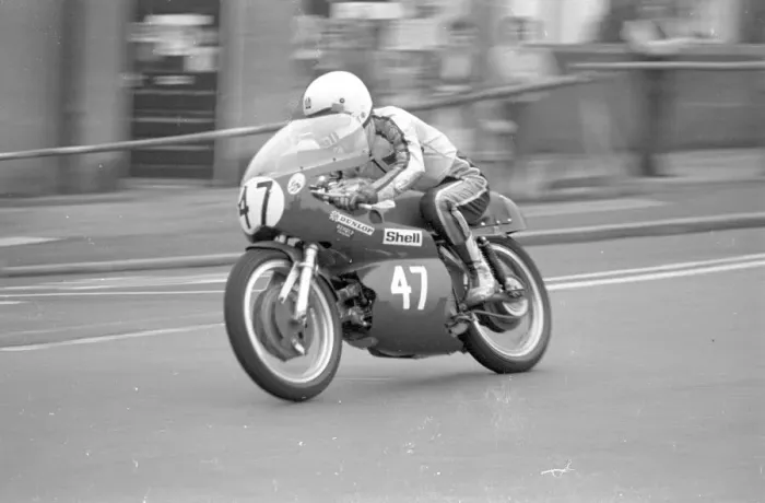 Framed Print : Dennis Oldham (Aermacchi) 1978 Newcomers Manx Grand Prix Framed Print : Dennis Oldham (Aermacchi) 1978 Newcomers Manx Grand Prix
