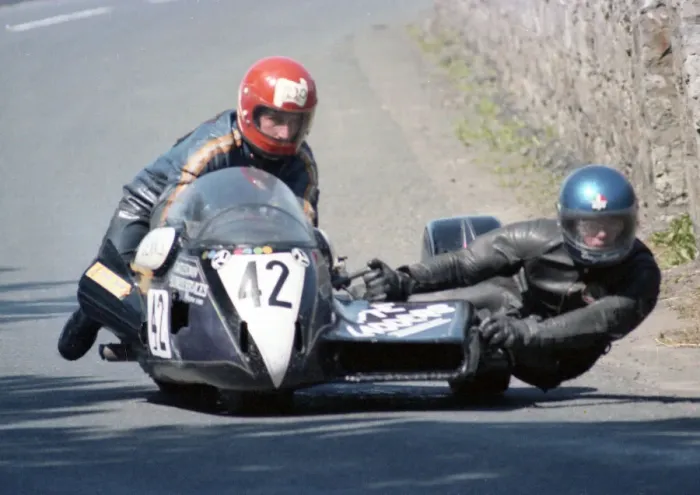 Framed Print : Dennis Proudman & John Cowley (Imp) 1980 Southern 100 Framed Print : Dennis Proudman & John Cowley (Imp) 1980 Southern 100