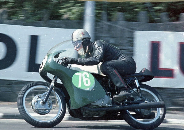 Dennis Trollope (Honda) 1967 Lightweight TT