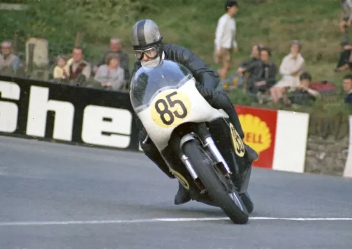 Framed Print : Dennis Trollope (Norton) 1968 Senior TT