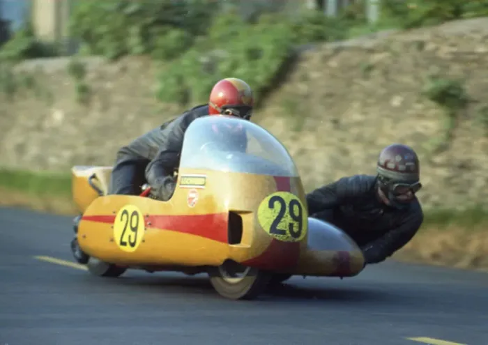 Framed Print : Derek Bayley & R J Carwright (PRB) 1971 500 Sidecar TT Framed Print : Derek Bayley & R J Carwright (PRB) 1971 500 Sidecar TT