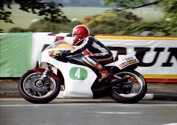 Derek Chatterton (Chat Cotton) 1980 Junior TT