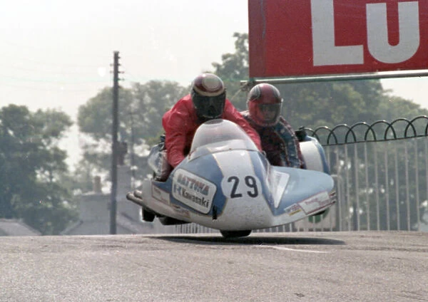 Derek Jones & Brian Ayres (Daytona Yamaha) 1978 Sidecar TT