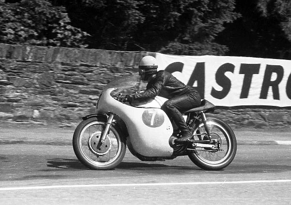 Derek Minter (Norton) 1960 Junior TT