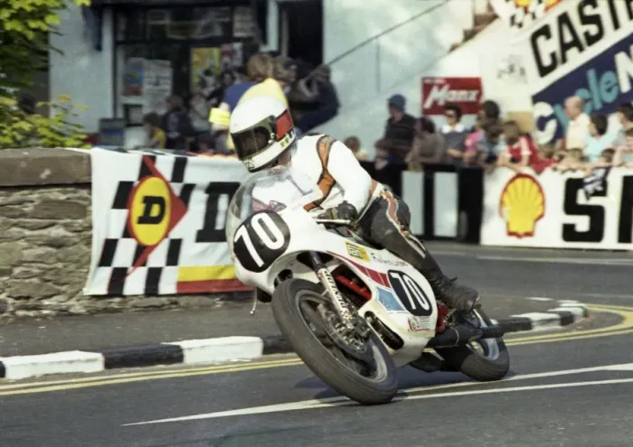 Framed Print : Derek Mortimer (Yamaha) 1978 Formula 3 TT Framed Print : Derek Mortimer (Yamaha) 1978 Formula 3 TT