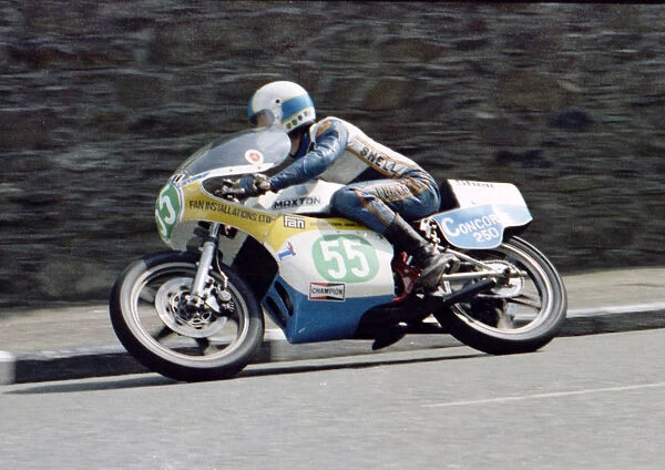 Derek Mortimer (Yamaha) 1979 Junior TT