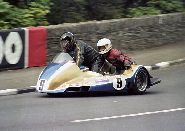 Derek Plummer & Roger Tomlinson (Ireson Yamaha) 1983 Sidecar TT