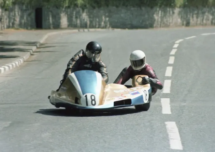 Framed Print : Derek Plummer & Roger Tomlinson (Yamaha) 1982 Sidecar TT