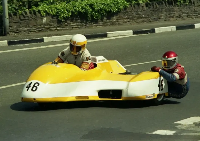 Framed Print : Derek Rumble & Steve Lavender (Rumble Suzuki) 1987 Sidecar TT