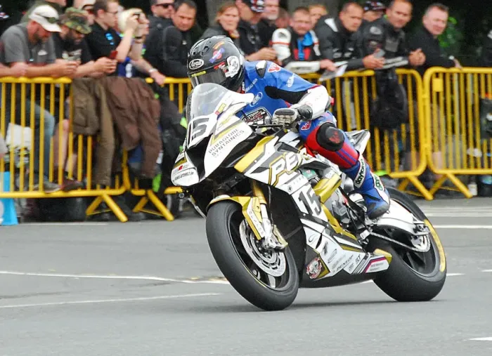 Framed Print : Derek Sheils (BMW) 2018 Superbike TT