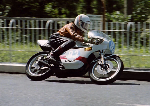 Derek Wood (Yamaha) 1982 350 TT