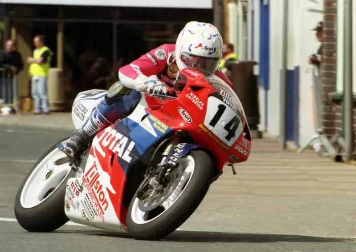 Framed Print : Derek Young (Tillston Honda) 1996 Formula One TT Framed Print : Derek Young (Tillston Honda) 1996 Formula One TT