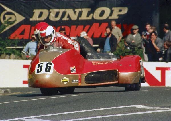 Derry Casson & Paul Chappel (C & B Suzuki) 1987 Sidecar TT