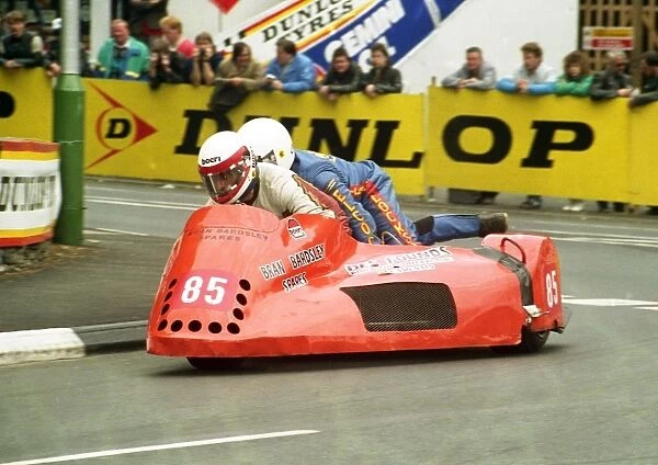Des Founds & Gary Irlam (Yamaha) 1988 Sidecar TT