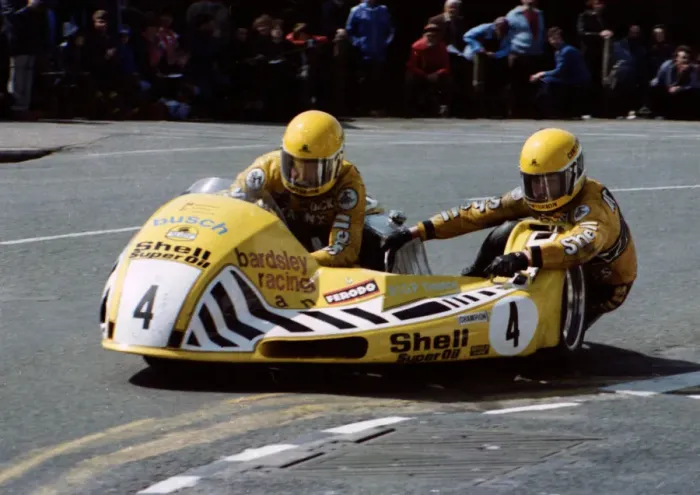 Framed Print : Dick Greasley & Stewart Atkinson (Busch Yamaha) 1981 Sidecar TT Framed Print : Dick Greasley & Stewart Atkinson (Busch Yamaha) 1981 Sidecar TT