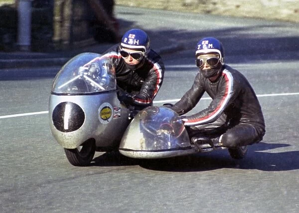 Dick Hawes & J P Mann (Seeley) 1969 500 Sidecar TT