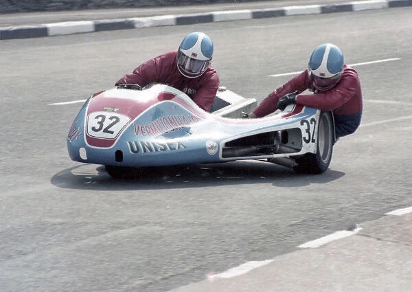 Dick Tapken & Peter Williams (Yamaha) 1980 Sidecar TT
