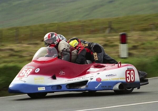 Dick Tapken & Roland Martiny (Jacobs Honda) 2002 Sidecar TT