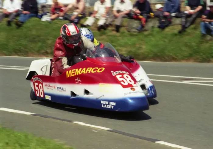 Framed Print : Dick Tapken & Roland Martiny (Jacobs Honda) 2002 Sidecar TT