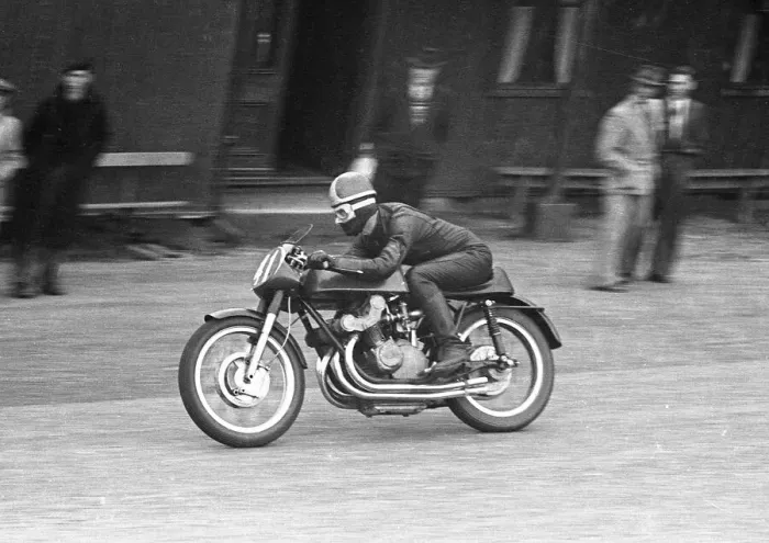 Framed Print : Dickie Dale (Gilera) 1953 Senior TT Framed Print : Dickie Dale (Gilera) 1953 Senior TT