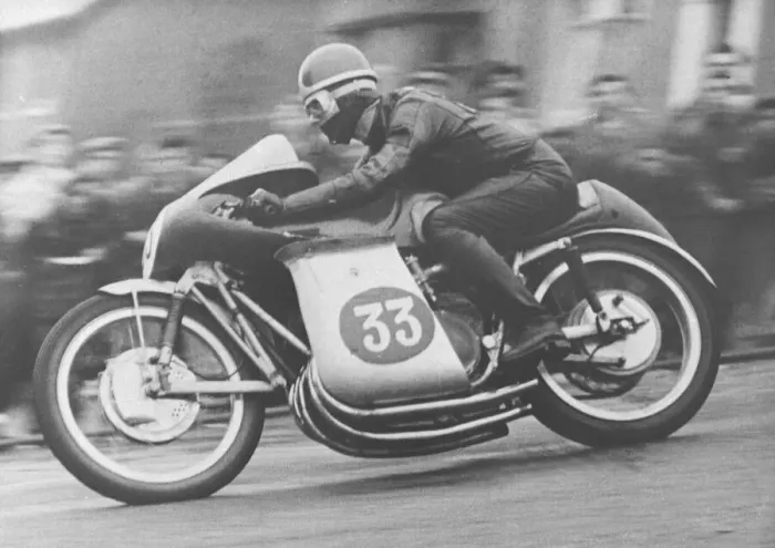 Framed Print : Dickie Dale (MV) 1954 Senior TT Framed Print : Dickie Dale (MV) 1954 Senior TT