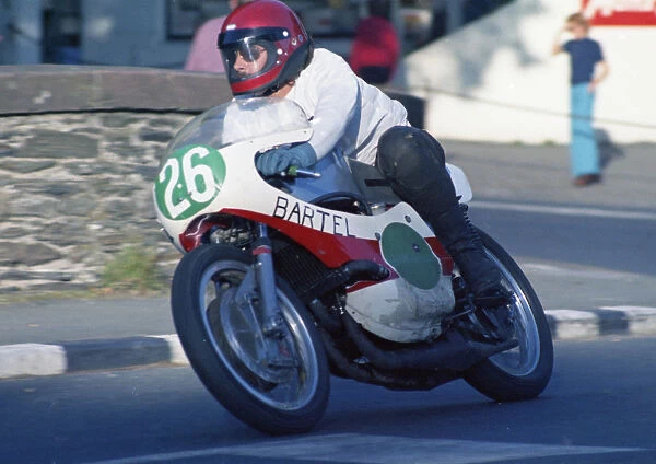 Dickie Oscroft (Yamaha) 1974 Lightweight Manx Grand Prix