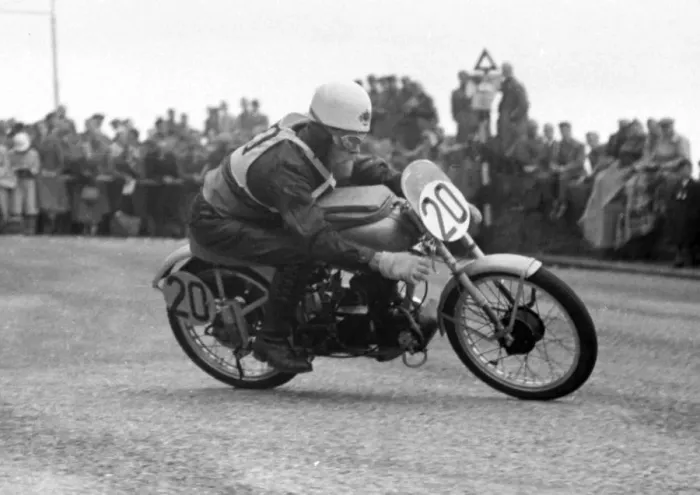 Framed Print : Digby Larque (Anelay) 1955 Ultra Lightweight TT Framed Print : Digby Larque (Anelay) 1955 Ultra Lightweight TT